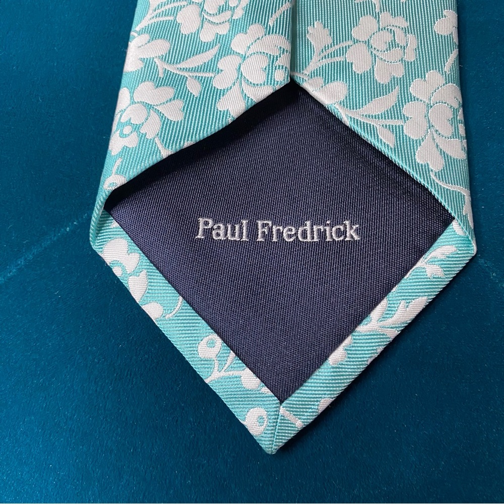 Paul Fredrick necktie 100% silk - Picture 3 of 11